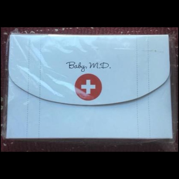 Big Dreamzzz" Baby M.D. 3-Piece Layette Set in "Doctor's Bag" 0-6 months - Picture 4 of 8